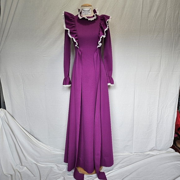 SOLD🌈1970s Fuschia Psychedelic Prairie Dress - Picture 3 of 13